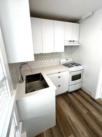 Urquhart House — 1 bedroom - Photo 2