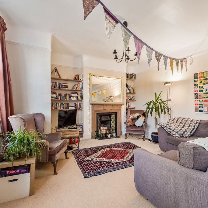 Pendle Road, London, SW16 - Photo 1