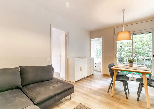 Carrer de Rogent, Barcelona, Catalonia 08026