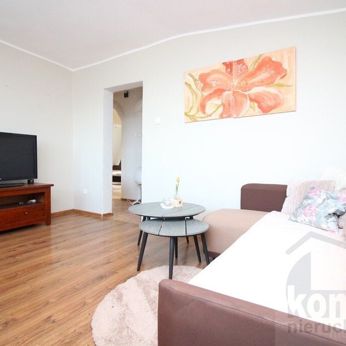 4-pokojowe mieszkanie na wynajem - ul. Bydgoska - Zdjęcie 1