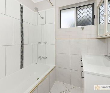 16 Naples Court, Kelso QLD 4815 - House For Rent | Domain - Photo 4