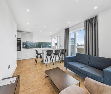 3 bedroom flat to rent - Photo 3