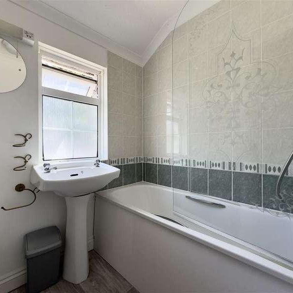 Carvynick Cottages, Summercourt, TR8 - Photo 1