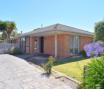 13 Hannagan Street Aspendale Gardens VIC - Photo 1