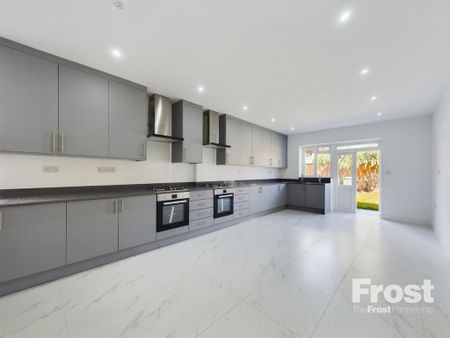 6 bedroom property to rent - Photo 3