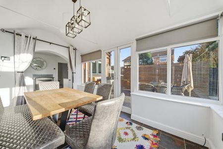 3 bedroom semi-detached house to rent - Photo 2