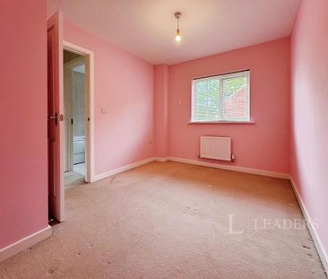 3 bedroom semi-detached house to rent - Photo 5