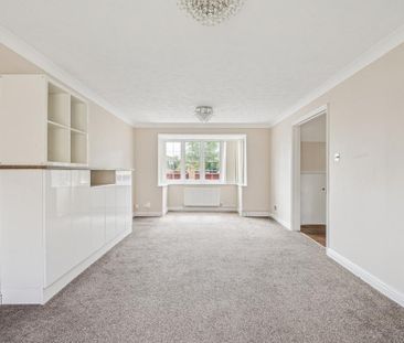 5 bedroom detached house to rent - Photo 2