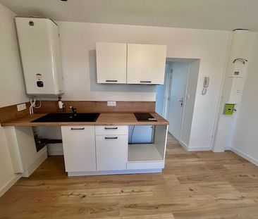 Location Appartement 2 pièces 30m² TROYES 10000 - Photo 5