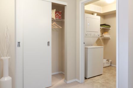 Kenwood Court - Photo 5