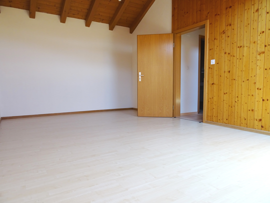 HEIMELIGE DACHWOHNUNG IM HERZEN VON BÜSSERACH - Photo 1