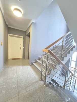 3M, Grabiszyn, Apartamenty Krucza, Miejsce garażow - Фото 1