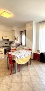 Monolocale in affitto - Photo 3