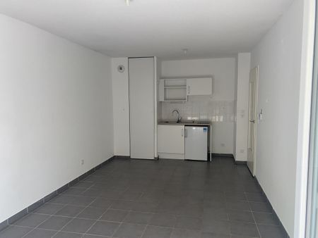 Appartement T2 avec terrasse dans résidence sécurisée - Photo 2