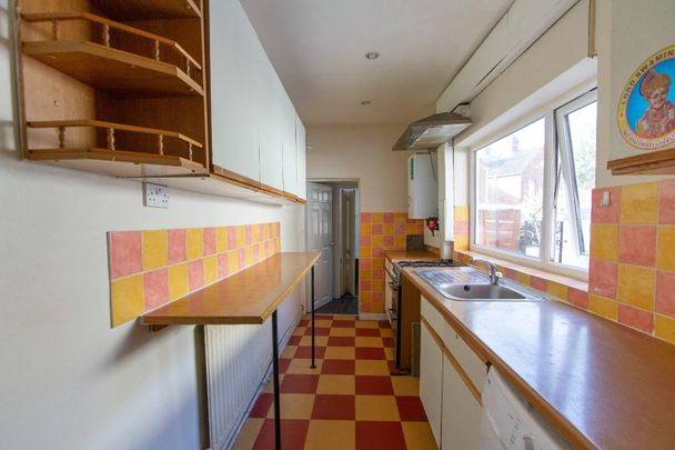 2 Bed Terraced House, Dorset Road, CV1 - Photo 1