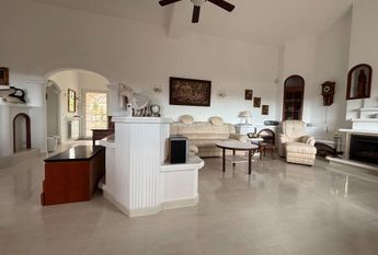 Luxury Villa in Muchamiel, for rent