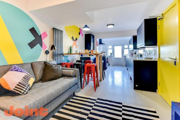 1 bedroom in a house share to rent - Photo 1