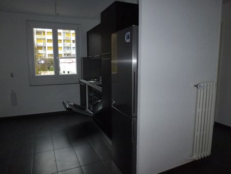 Appartement trois pièces - Photo 2