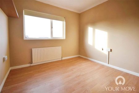 3 bedroom end of terrace house to rent - Photo 5