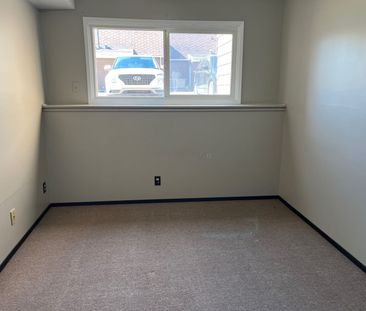 4plex in Olds - Photo 3