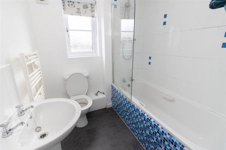 2 bedroom house to rent - Photo 3