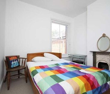 3 bedroom terraced house to rent - Photo 4