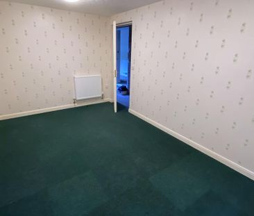2 bedroom detached bungalow to rent - Photo 2