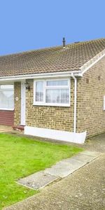 2 bedroom semi-detached bungalow to rent - Photo 4