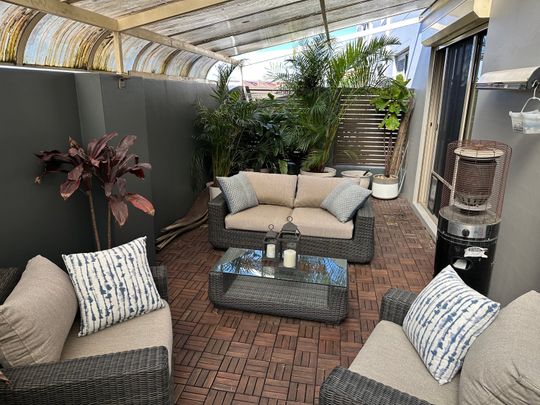 Darlington - Photo 1