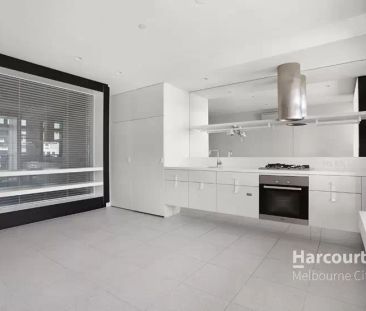 Live the South Yarra Lifestyle! - Photo 2