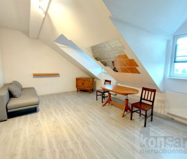 Przestronna kawalerka, osobna kuchnia - Photo 1