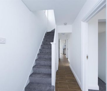 1 bedroom property to rent - Photo 2