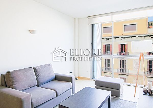 Rent Furnished Apartment in Barcelona Eixample Dreta