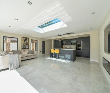 3 bedroom detached bungalow to rent - Photo 3