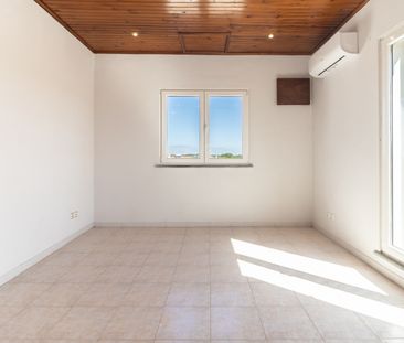 Arrenda-se moradia renovada T3 em Azeitão, Setúbal. - Photo 4