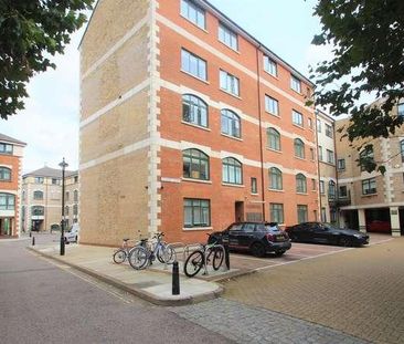 Clifton Court, Corner Hall, Hemel Hempstead, HP3 - Photo 1