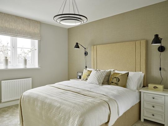 4 bedroom detached house to rent - Photo 1