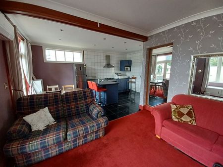 Charming Rental Property - Photo 5