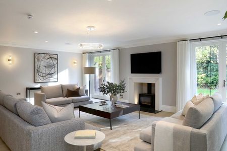 5 bedroom house to rent - Photo 2