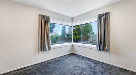 Spacious Four Bedroom Home - Photo 2