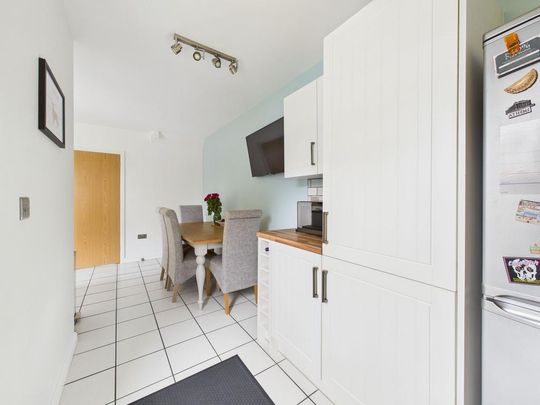 2 bedroom semi-detached house to rent - Photo 1