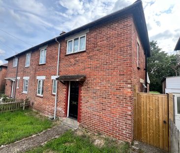 4 bedroom semi-detached house to rent - Photo 1