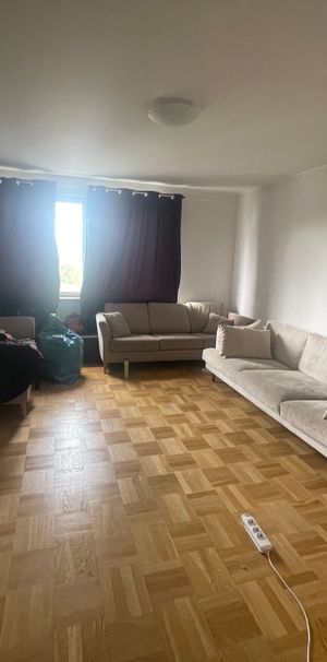 Ålgrytevägen, Skärholmen - Foto 1