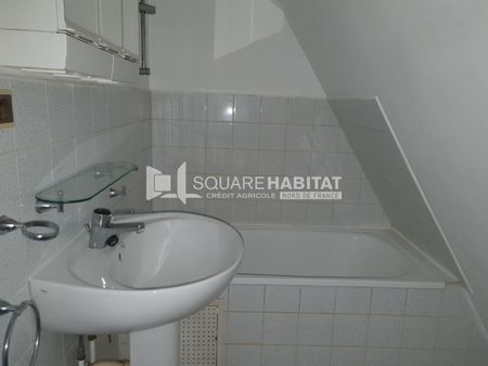 Location Appartement 1 pièce 28m² FAMARS 59300 - Photo 2