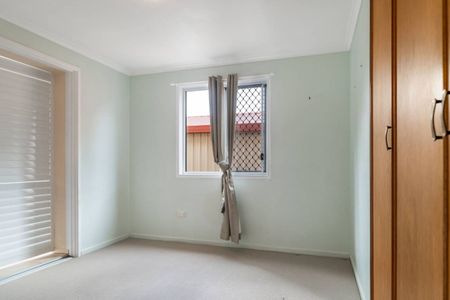 Low-Maintenance Living in Leafy Harristown - Photo 3