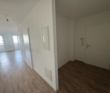 Geräumige 2-Zimmer Genossenschaftswohnung mit großzügiger Freifläch... - Photo 4