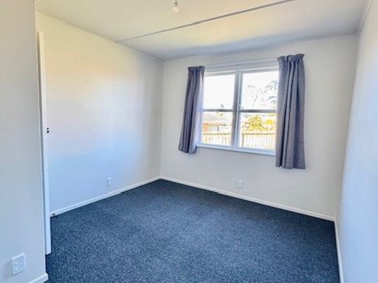 Mangere, 5 Manston - Photo 1