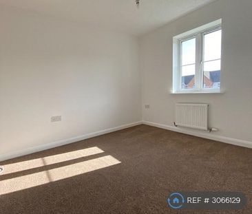 3 bedroom terraced house to rent - Photo 2