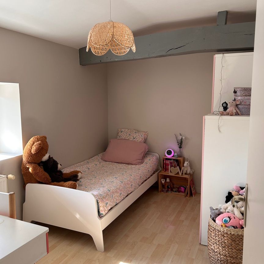 T5 105.54m² AMPLEPUIS - Photo 1