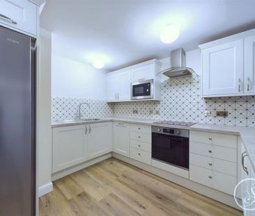 2 bedroom apartment to rent - Photo 5